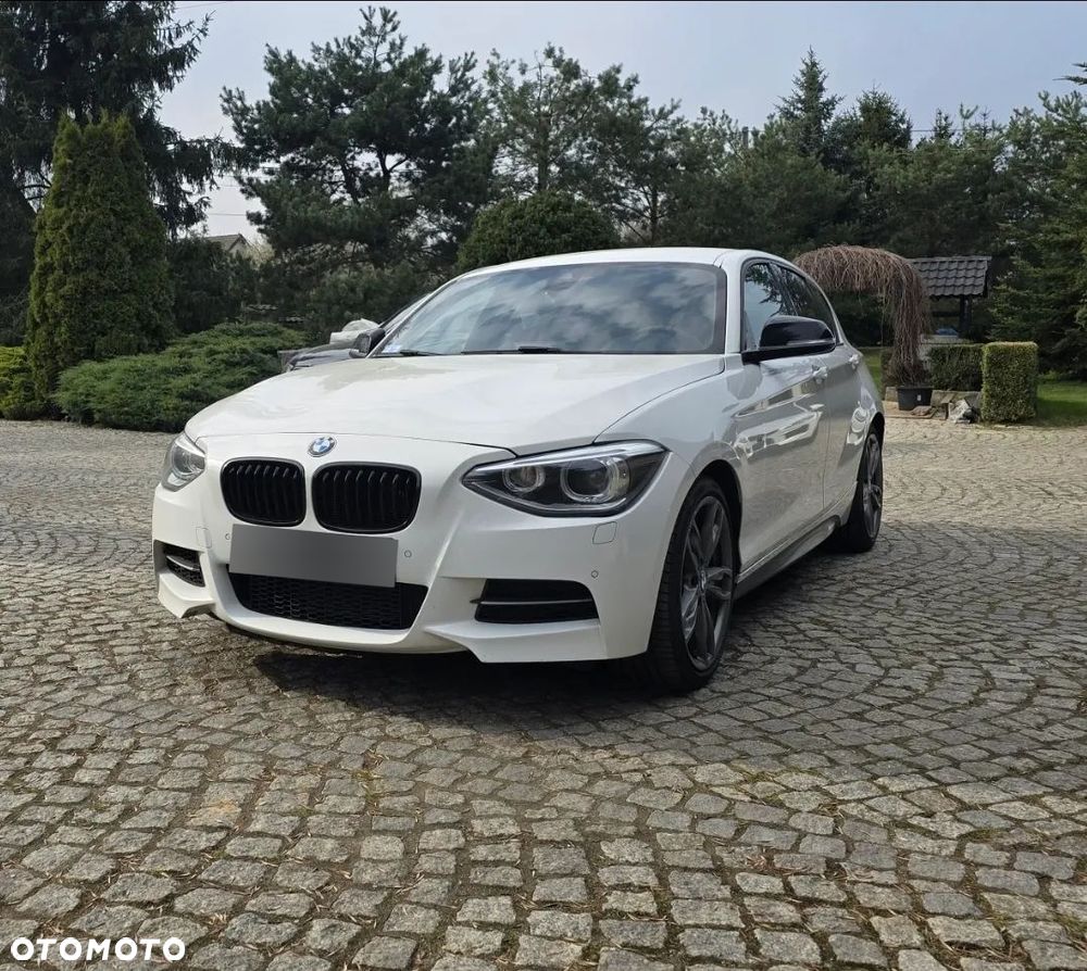 BMW Seria 1 M135i xDrive Sport-Aut - 2