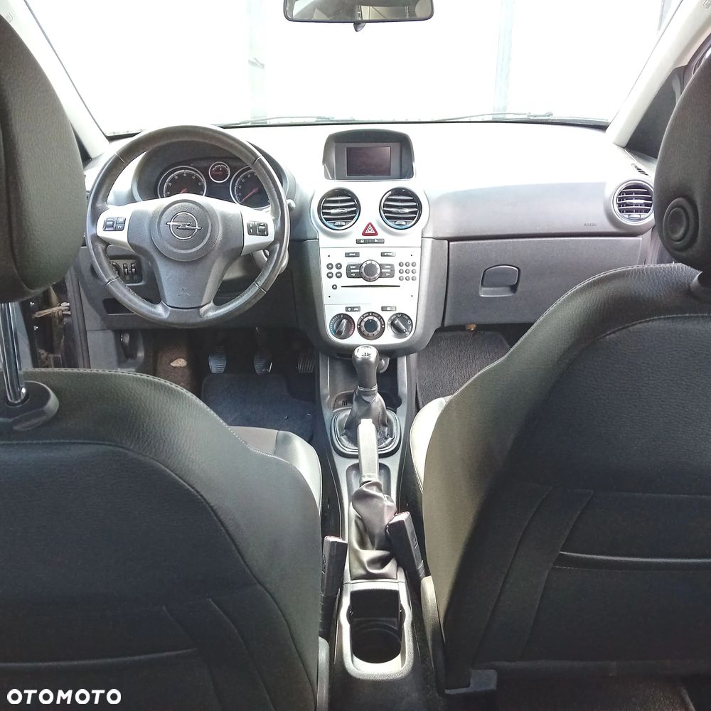Opel Corsa - 3