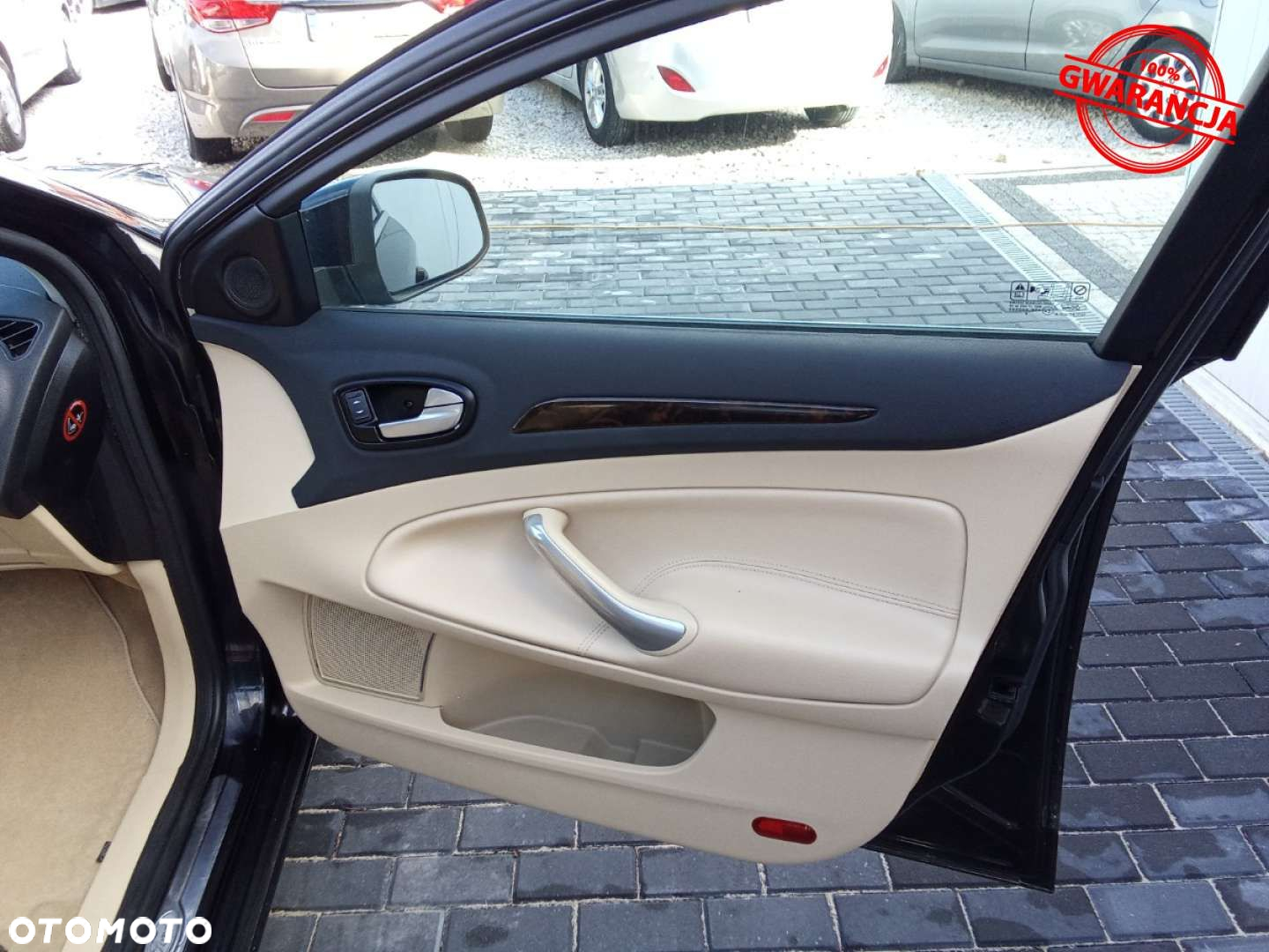Ford Mondeo - 38