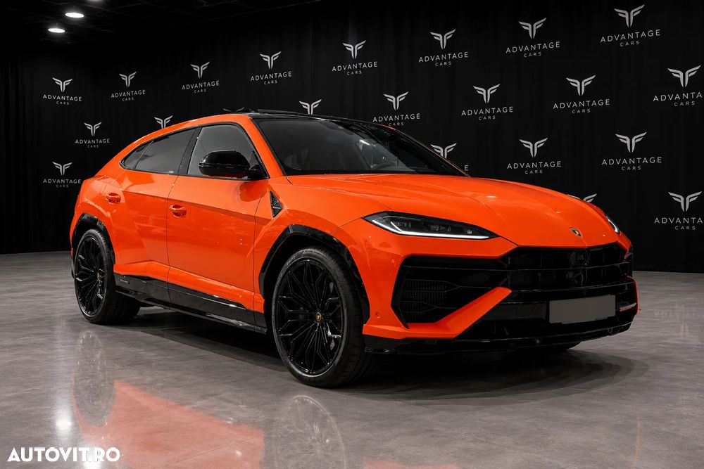 LAMBORGHINI URUS 2026