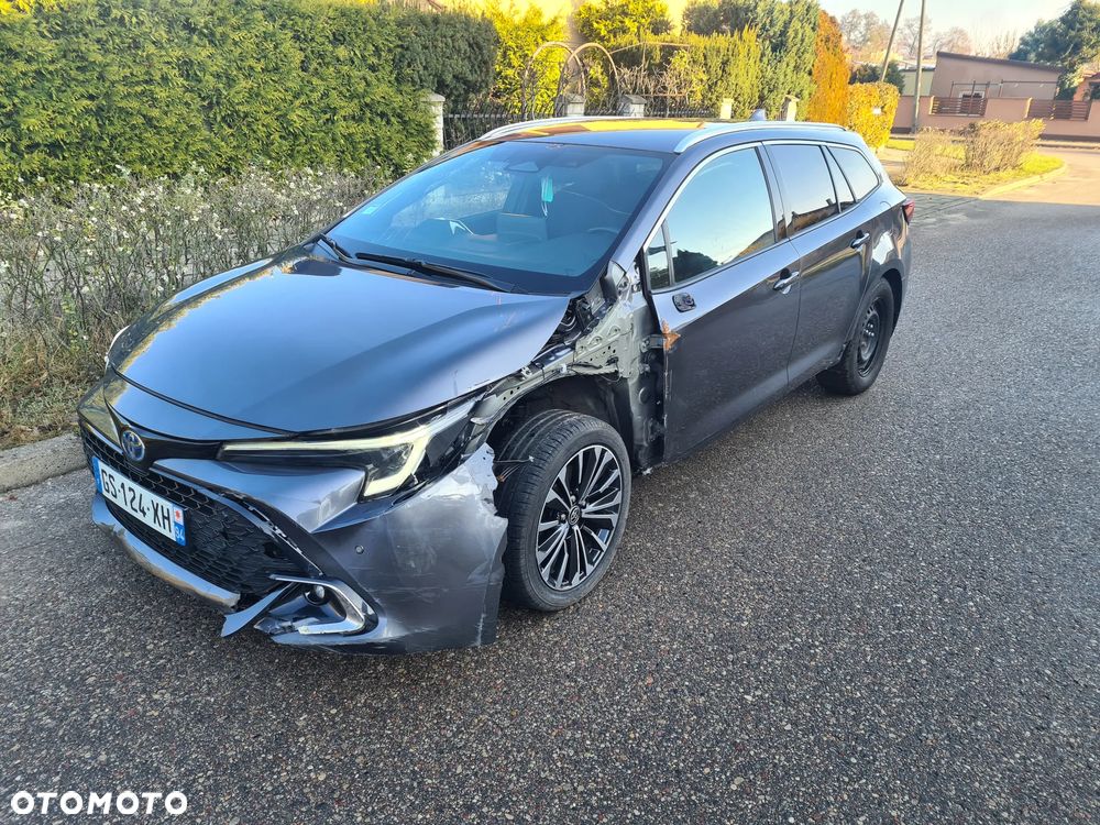 Toyota Corolla 2.0 Hybrid Lounge - 4