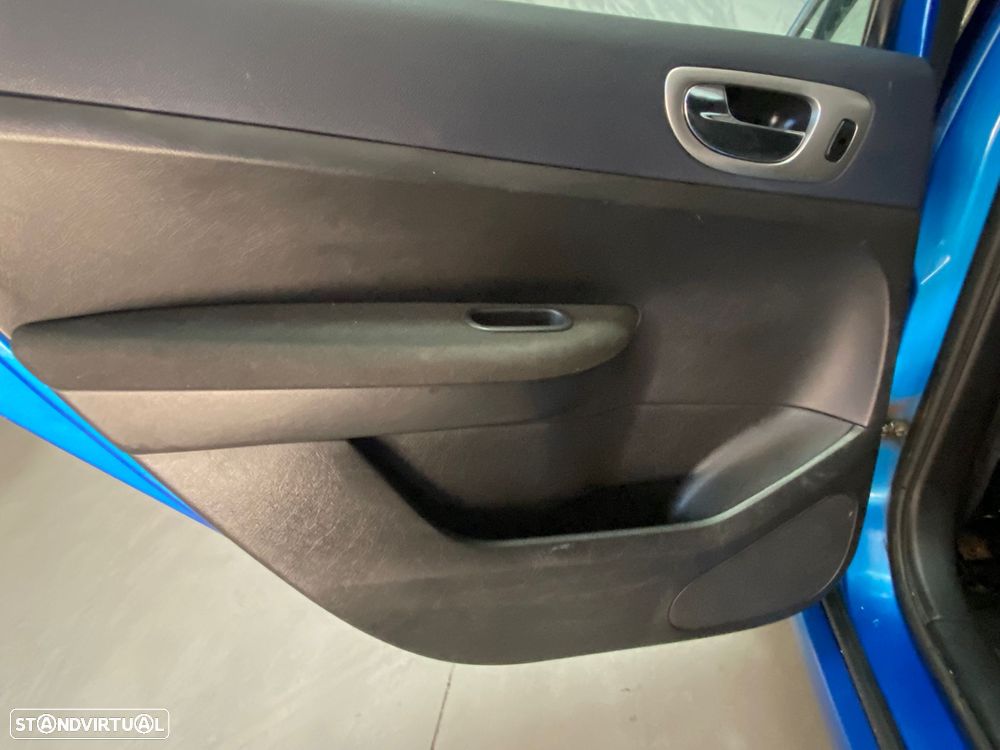 Peugeot 307 1.4 XT Premium - 18