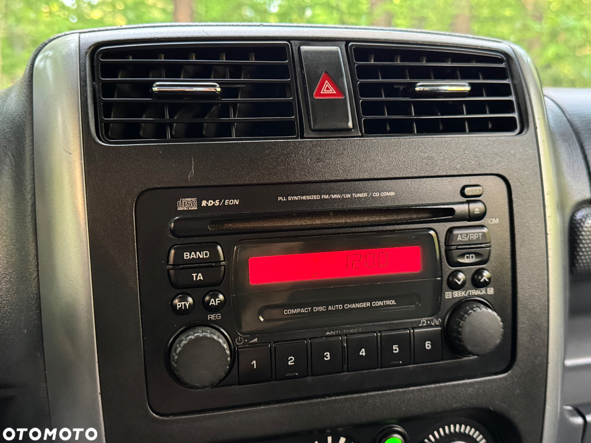 Suzuki Jimny - 16