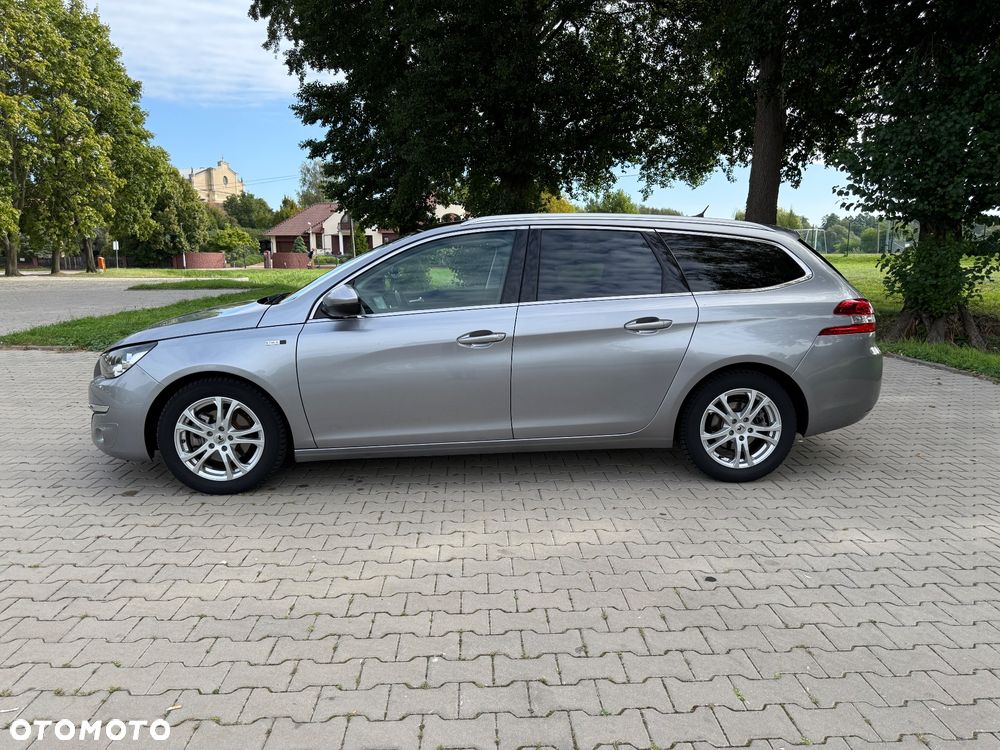 Peugeot 308 1.6 BlueHDi Allure S&S - 5