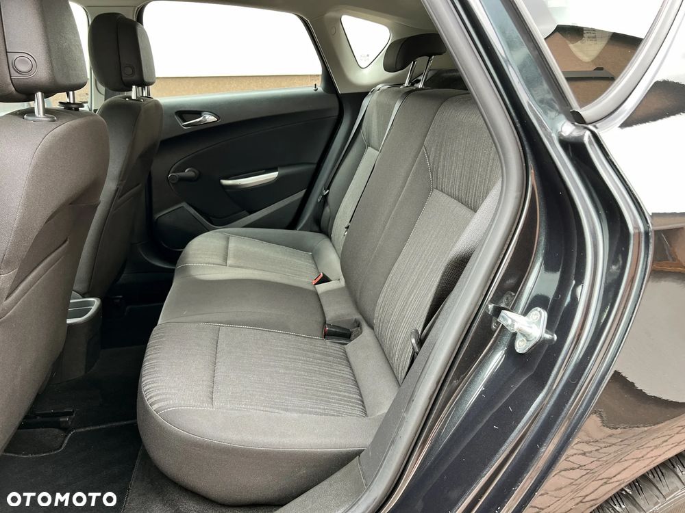 Opel Astra 1.4 Selection - 24