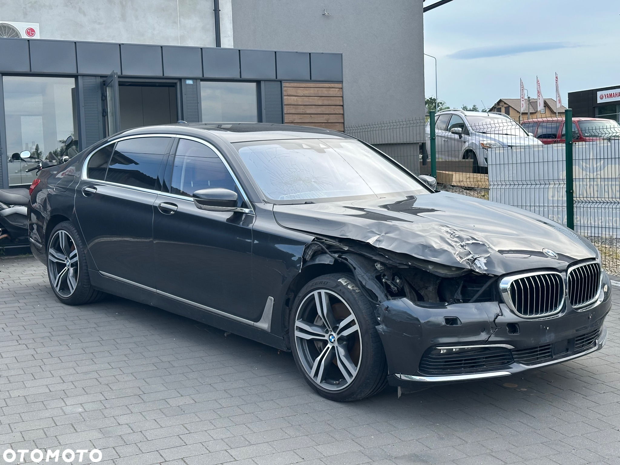 BMW Seria 7 750Li xDrive - 2