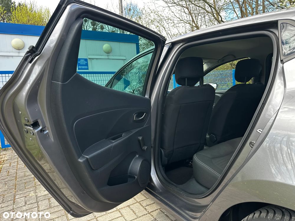 Renault Clio 1.2 16V Limited EU6 - 36