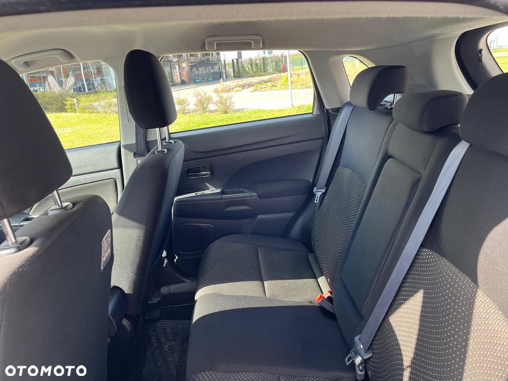 Mitsubishi ASX 1.8 DI-D 2WD Comfort Edition - 24