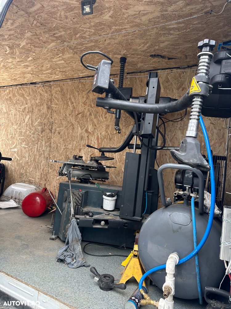 Mercedes-Benz Sprinter - 4