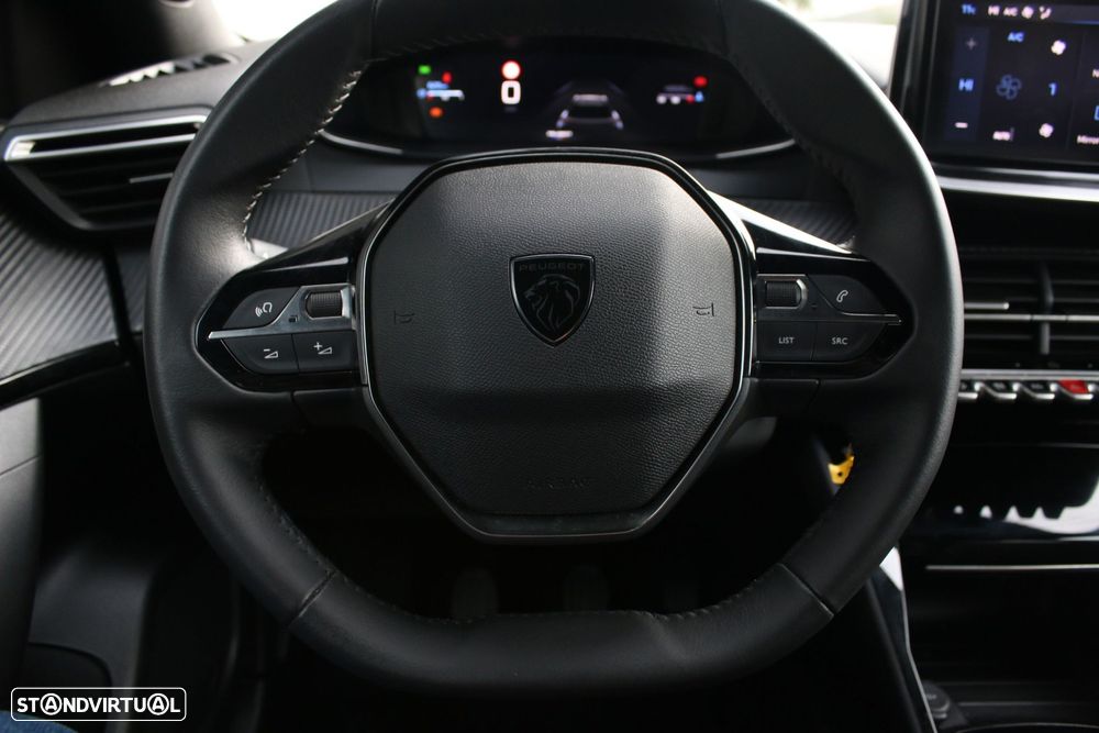 Peugeot 2008 1.2 PureTech Allure - 20