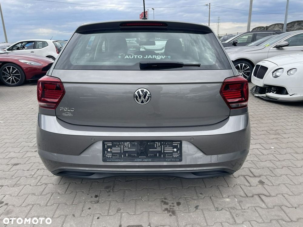Volkswagen Polo - 3