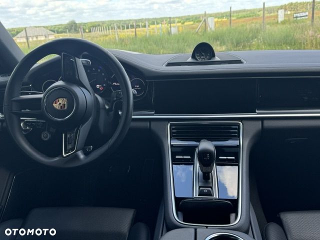 Porsche Panamera 4 E-Hybrid Platinum Edition - 8