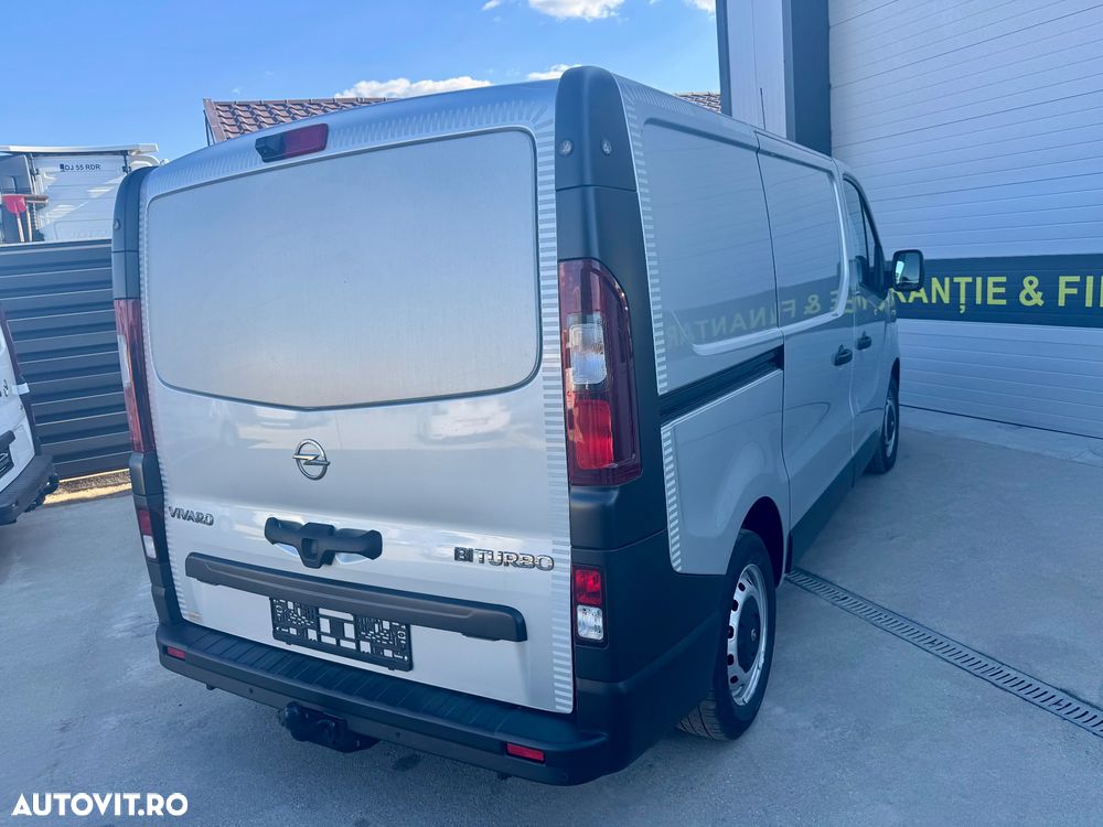 Opel Vivaro - 4