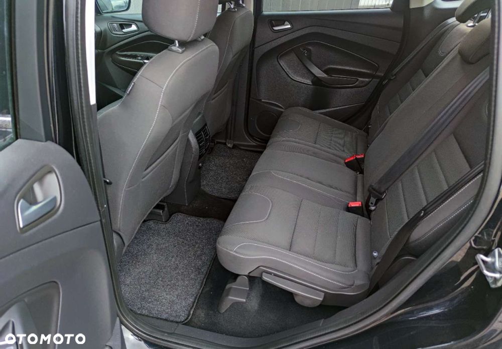 Ford Kuga 2.0 TDCi 4x4 Trend - 28