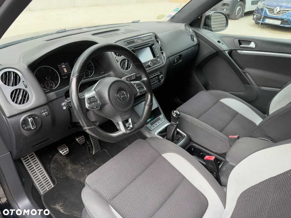 Volkswagen Tiguan - 10