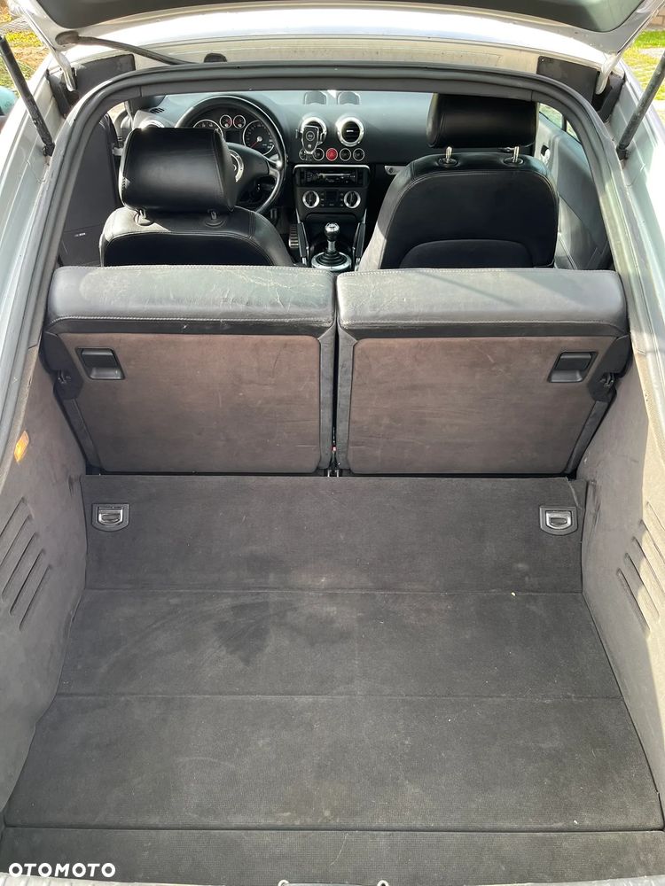 Audi TT Coupé 1.8T - 11