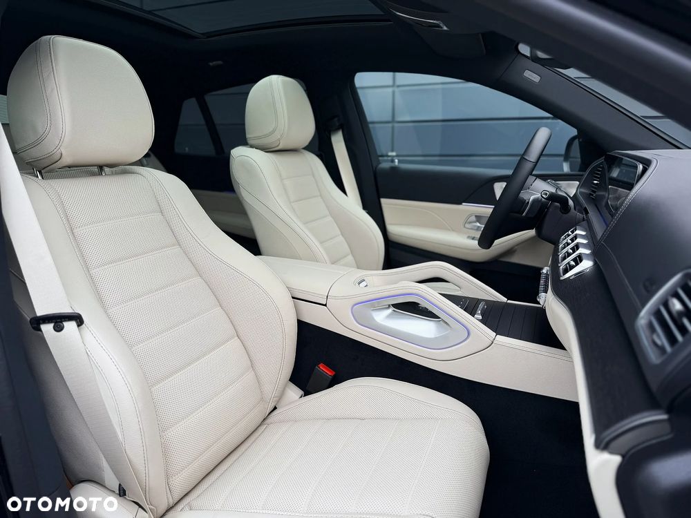 Mercedes-Benz GLE - 21