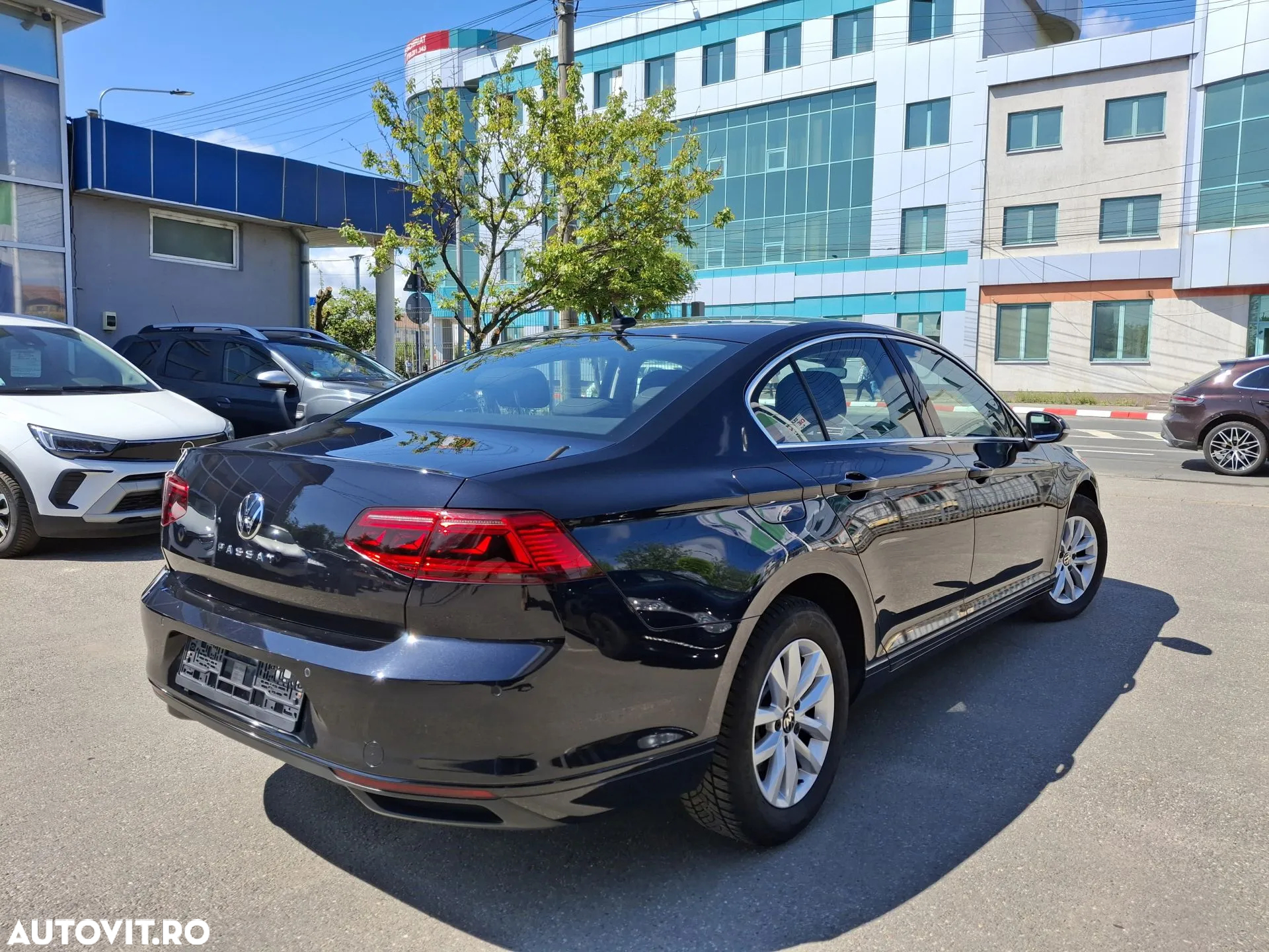 Volkswagen Passat 2.0 TDI SCR DSG Elegance - 6
