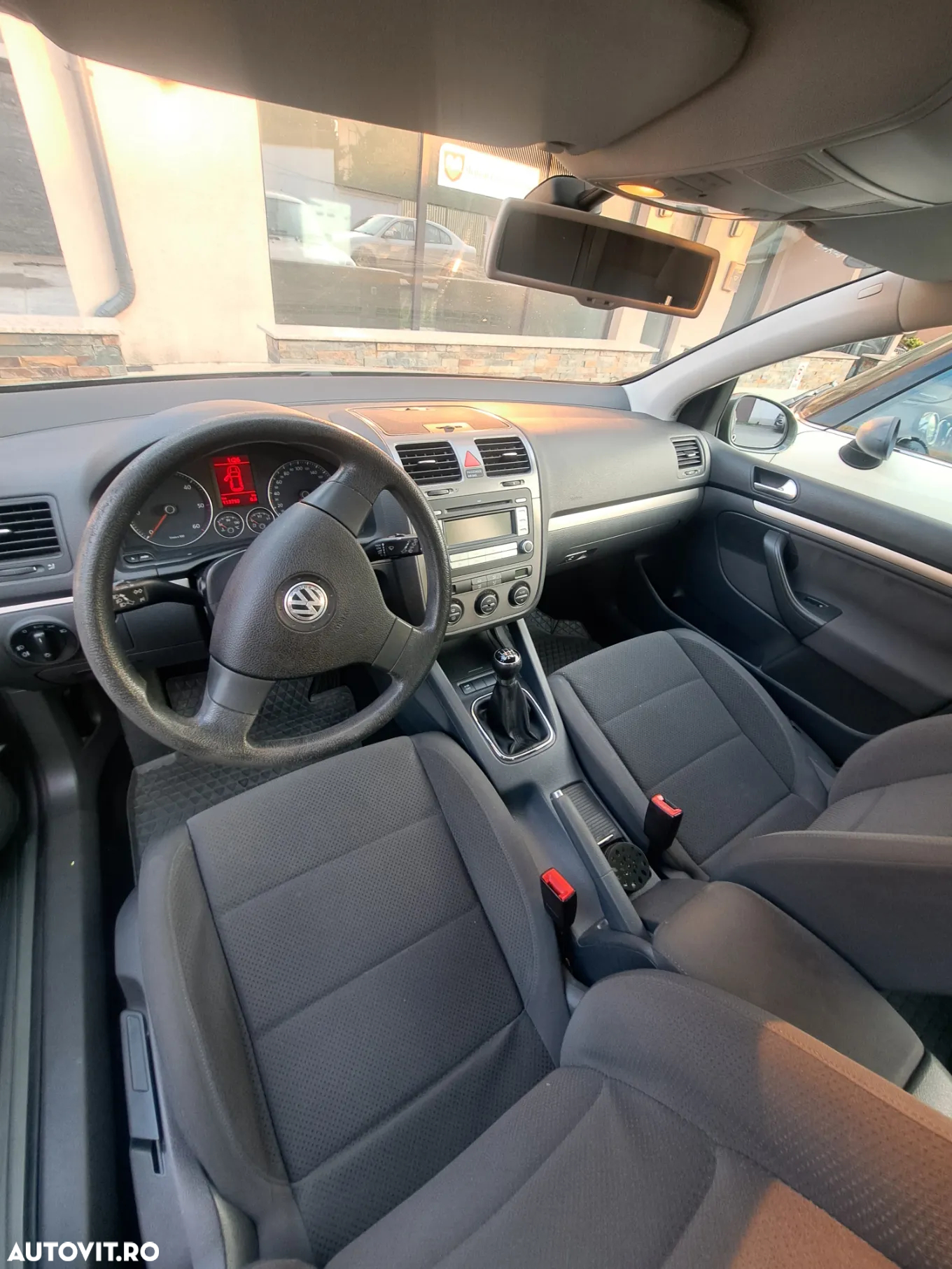 Volkswagen Golf - 4