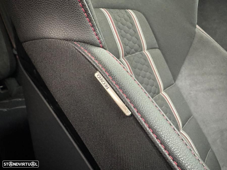 VW Golf GTI Clubsport DSG - 42