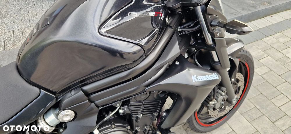 Kawasaki ER - 15