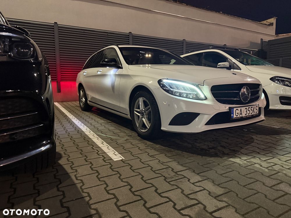 Mercedes-Benz Klasa C 220 d T 9G-TRONIC - 3