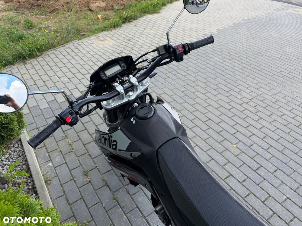 Aprilia SX - 25