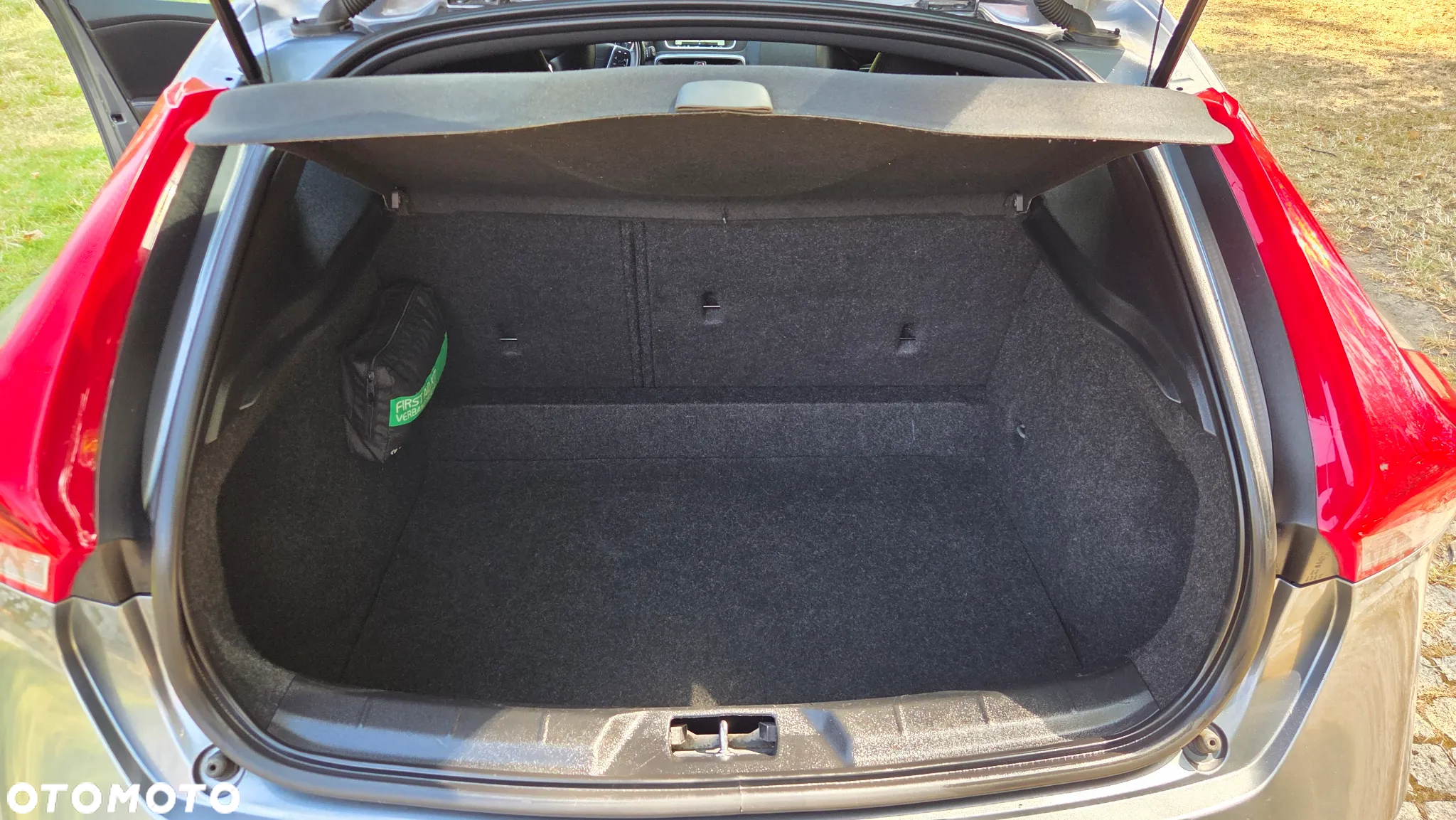 Volvo V40 D2 RDesign - 36
