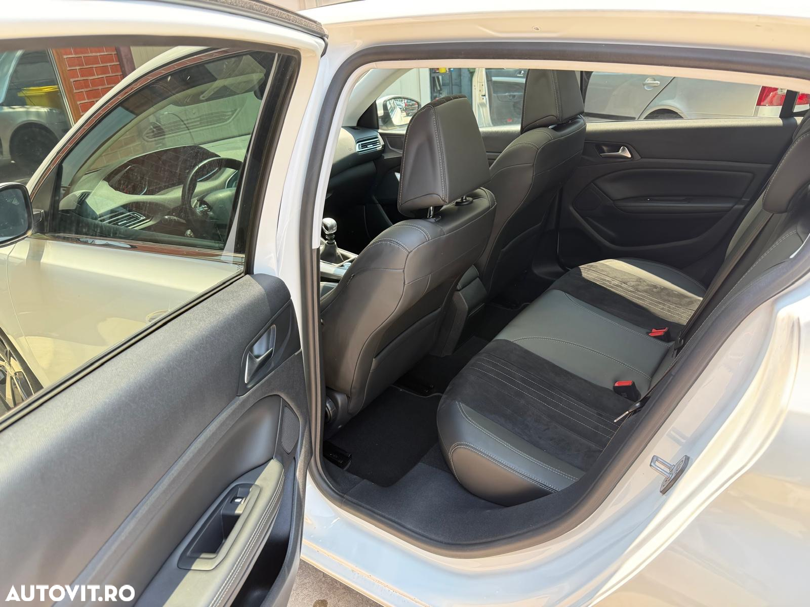 Peugeot 308 - 9