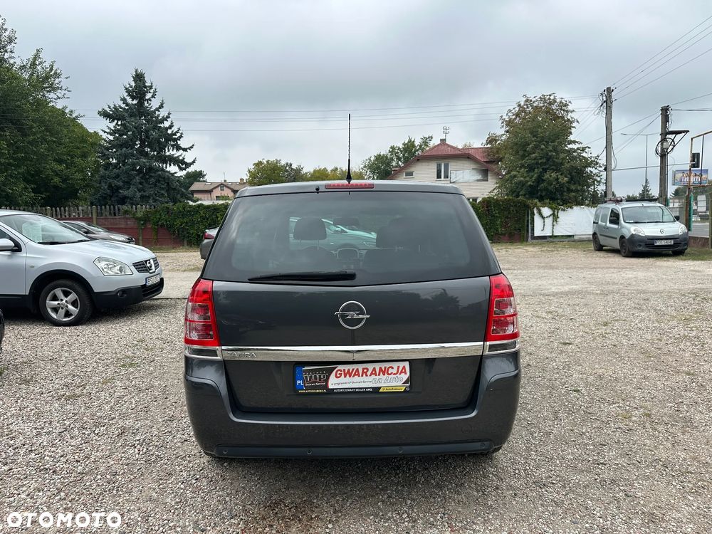 Opel Zafira - 8