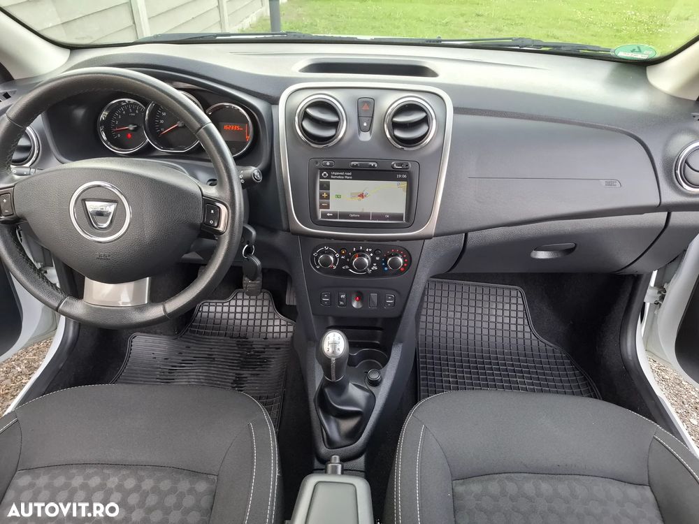 Dacia Sandero Blue dCi 95 Comfort - 6
