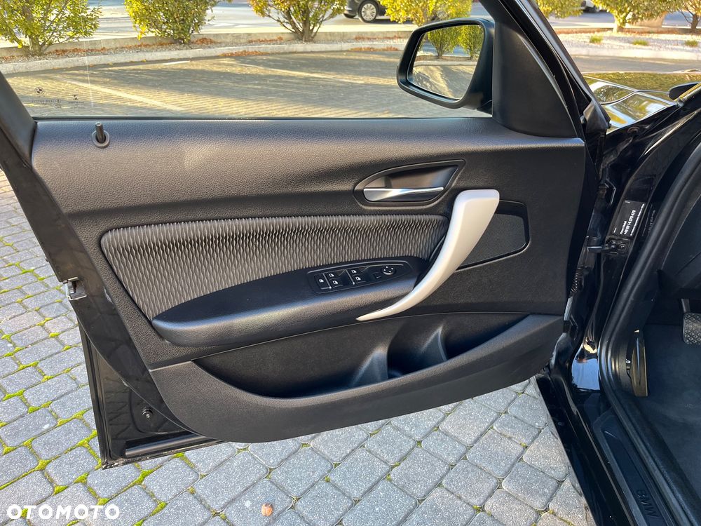 BMW Seria 1 118i - 6