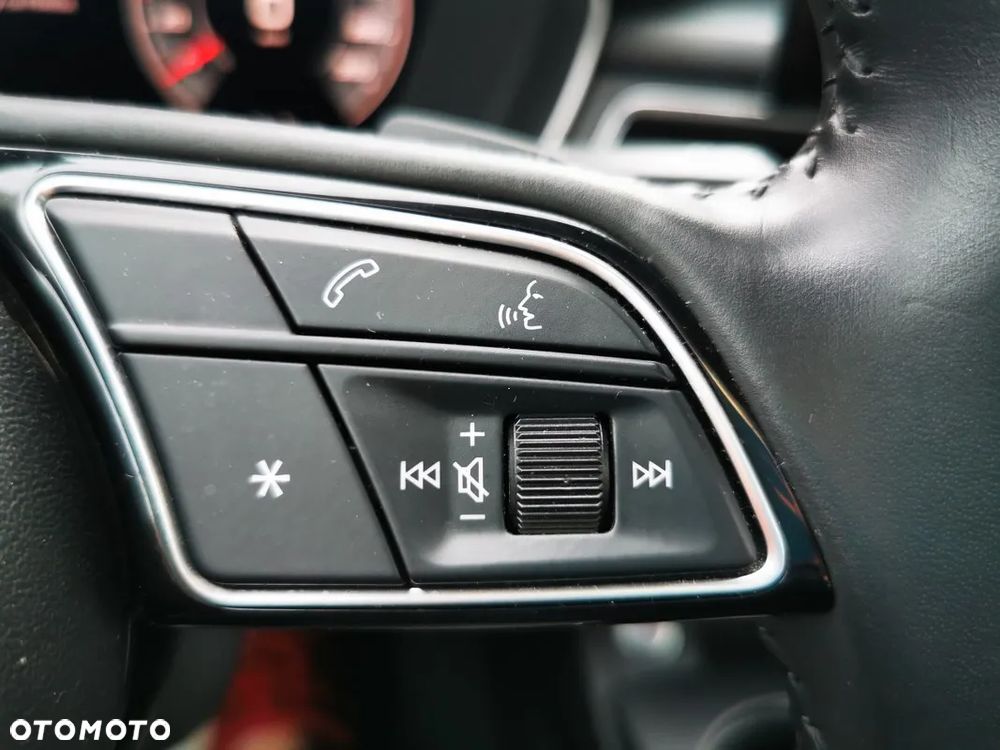 Audi A4 Avant 35 TDI Sport S tronic - 5