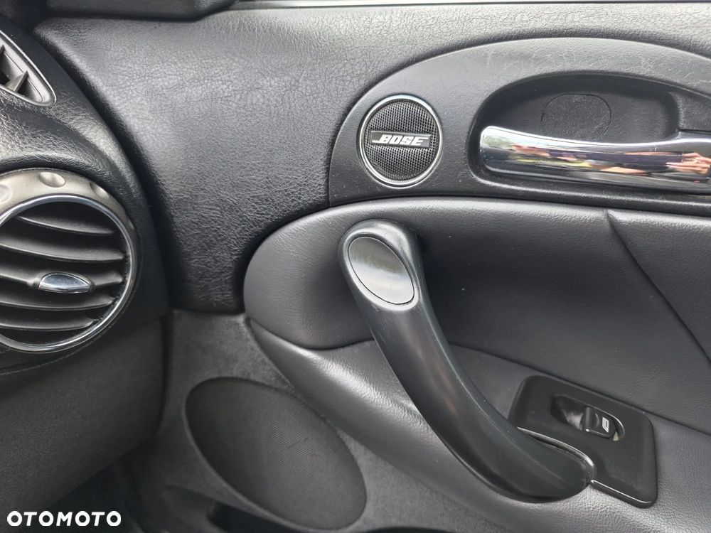 Alfa Romeo GT 1.9 JTD M-Jet Sportiva - 31