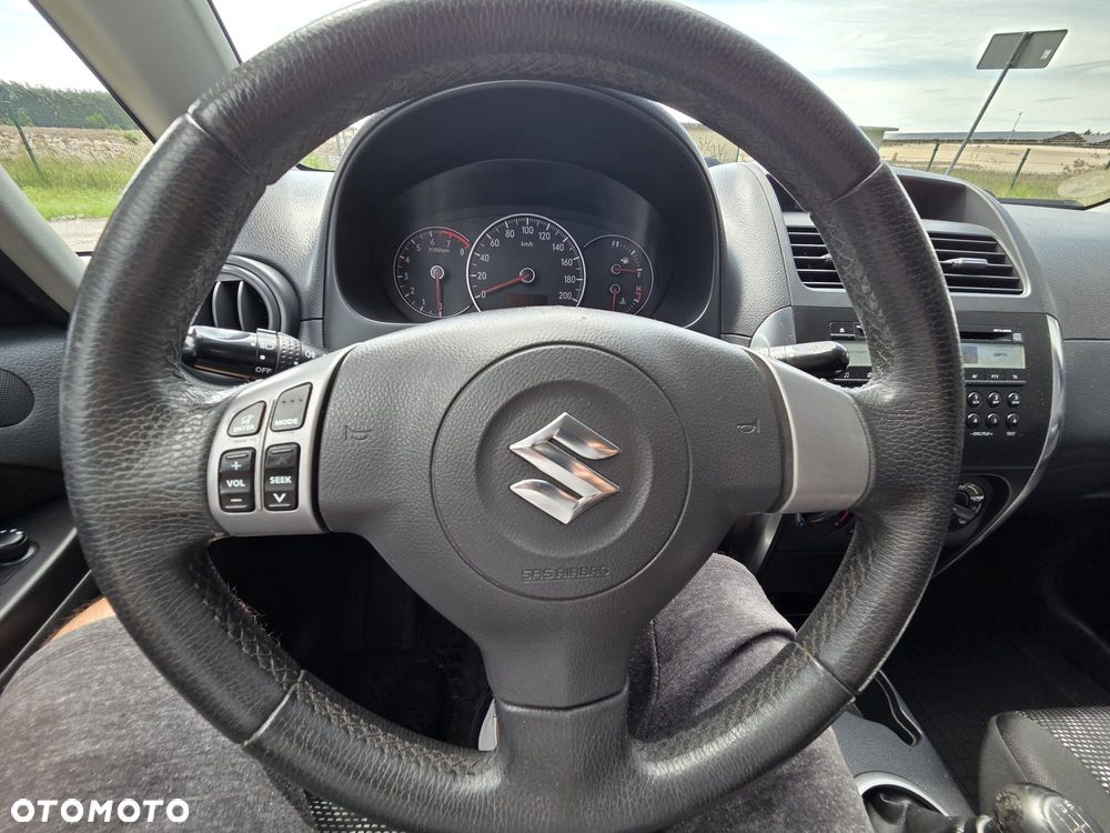 Suzuki SX4 - 17