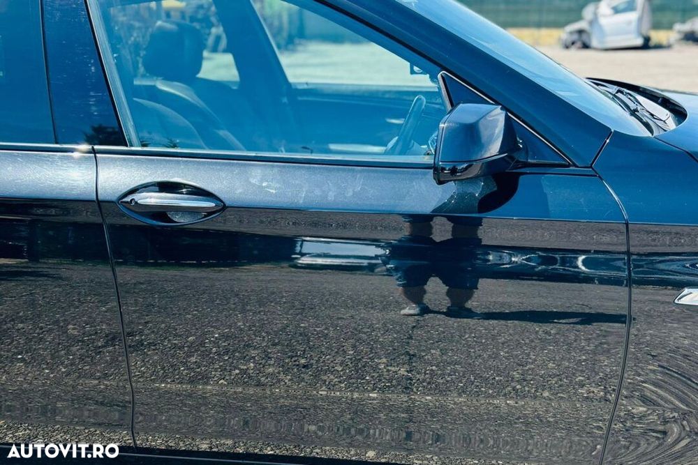 USA DREAPTA FATA BMW SERIA 5 GT - AN 2010 - 1