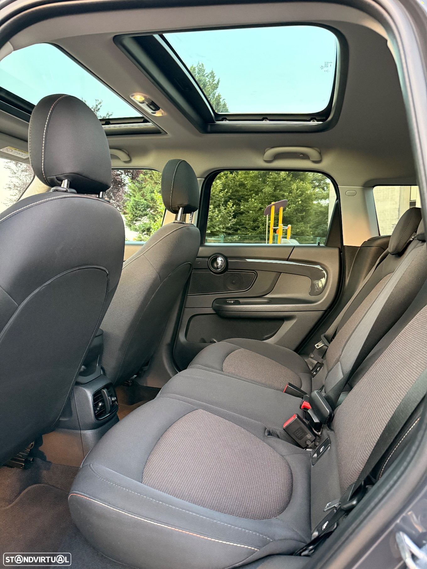 MINI Countryman Cooper SE ALL4 Auto - 11