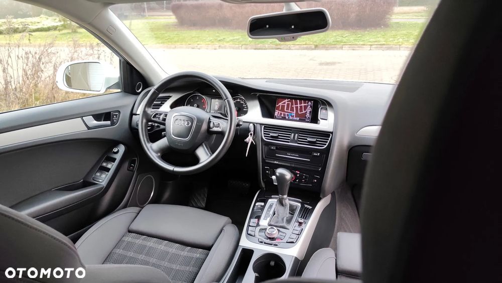 Audi A4 Avant 2.7 TDI DPF multitronic S line Sportpaket (plus) - 8