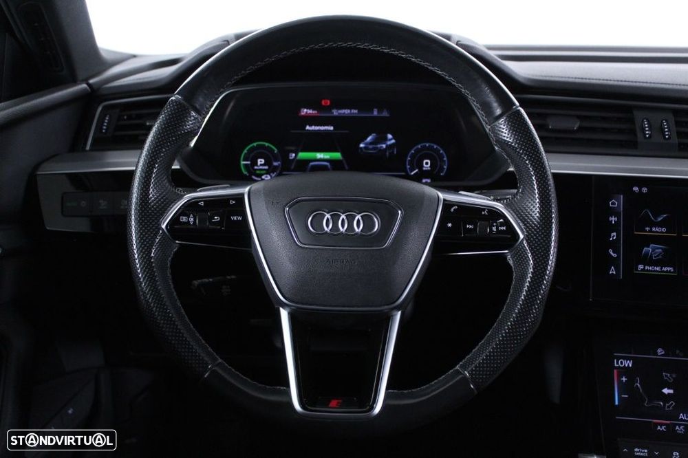 Audi e-tron 55 quattro S line - 19