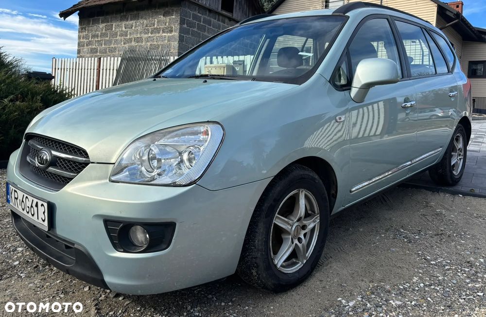 Kia Carens 2.0 CRDi Tour - 8