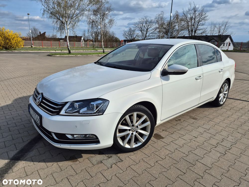 Volkswagen Passat 2.0 TDI Highline DSG - 1
