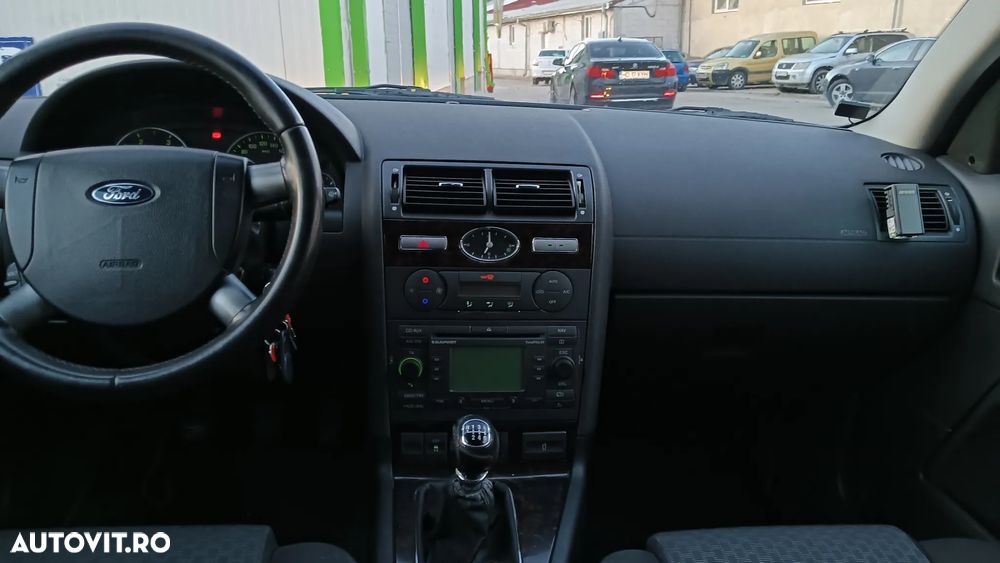 Ford Mondeo 2.0TDCi Ghia - 5