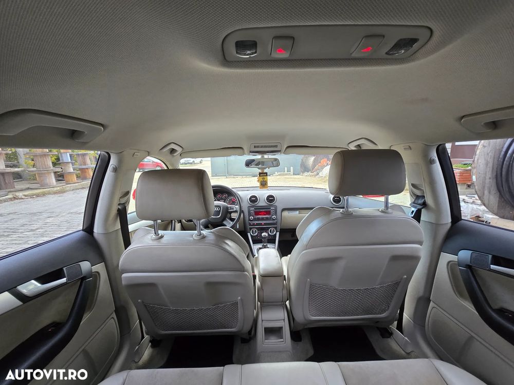 Audi A3 Sportback 1.6 TDI Attraction - 11