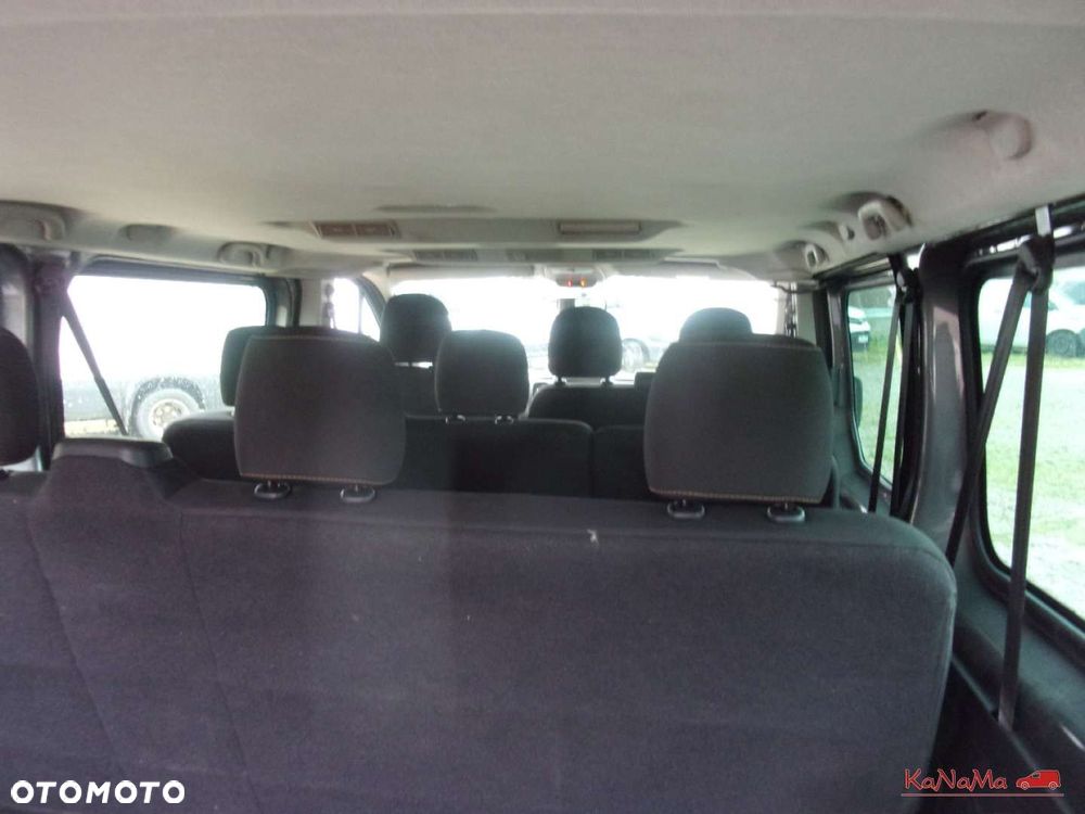 Renault Trafic - 32