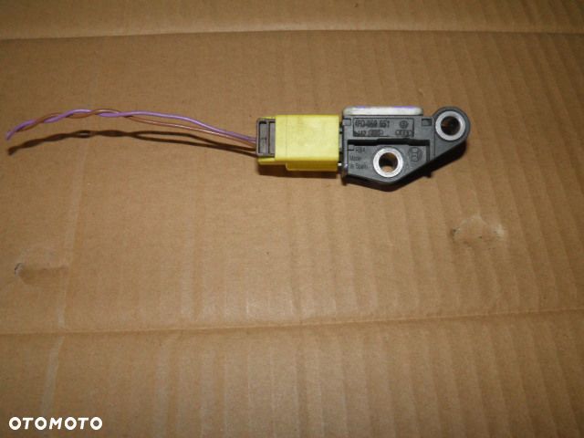 CZUJNIK UDERZENIOWY VW AUDI A6 C6 - 1