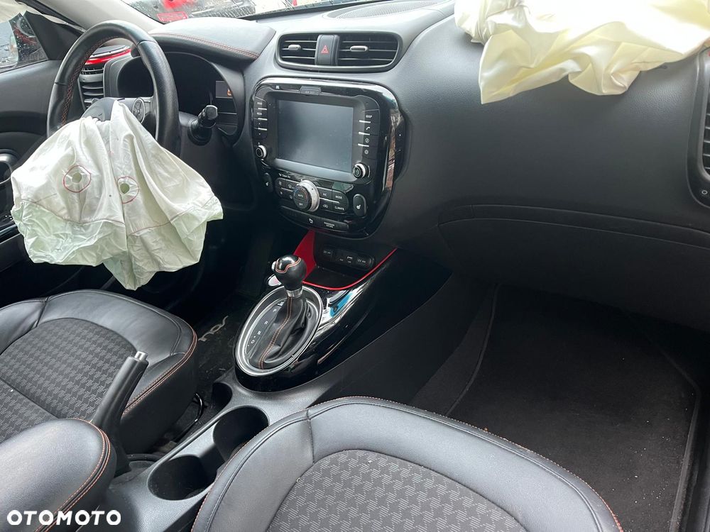 Kia Soul 1.6 T-GDI DCT Turbo - 16