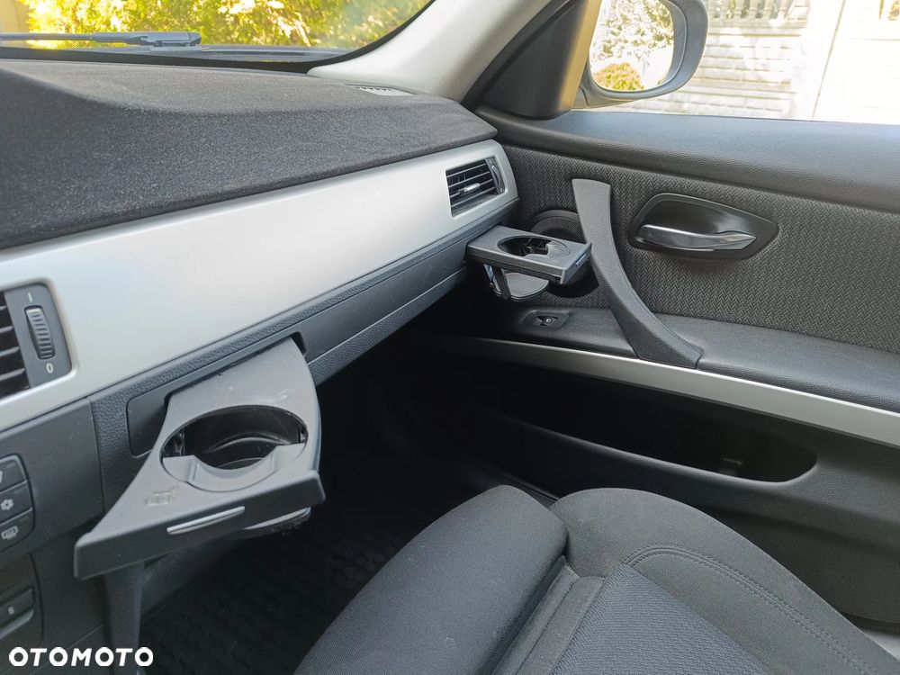 BMW Seria 3 320d Blue Performance Sport Line - 26
