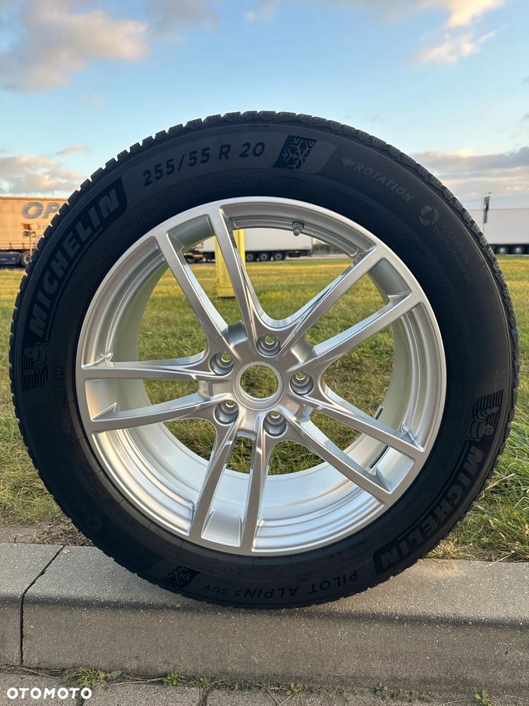 Nowe oryginalne felgi z oponami do Cayenne 9YA (facelift) - 1