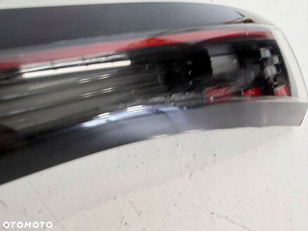 blenda klapy bagaznika vw id.4 eu - 10