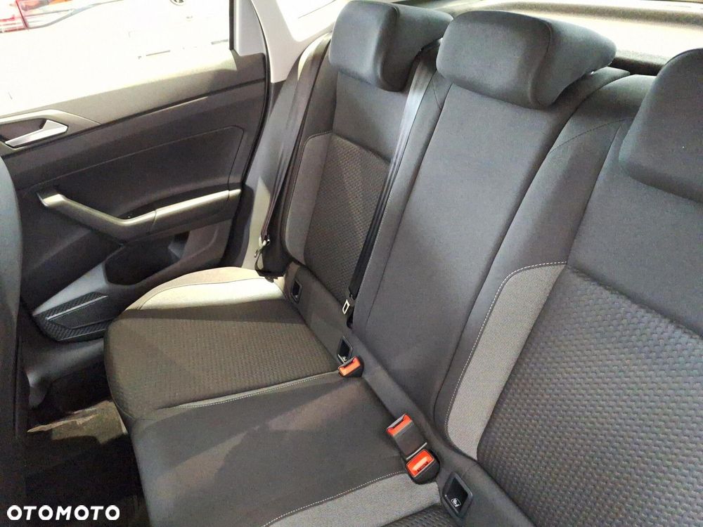 Volkswagen Polo - 16